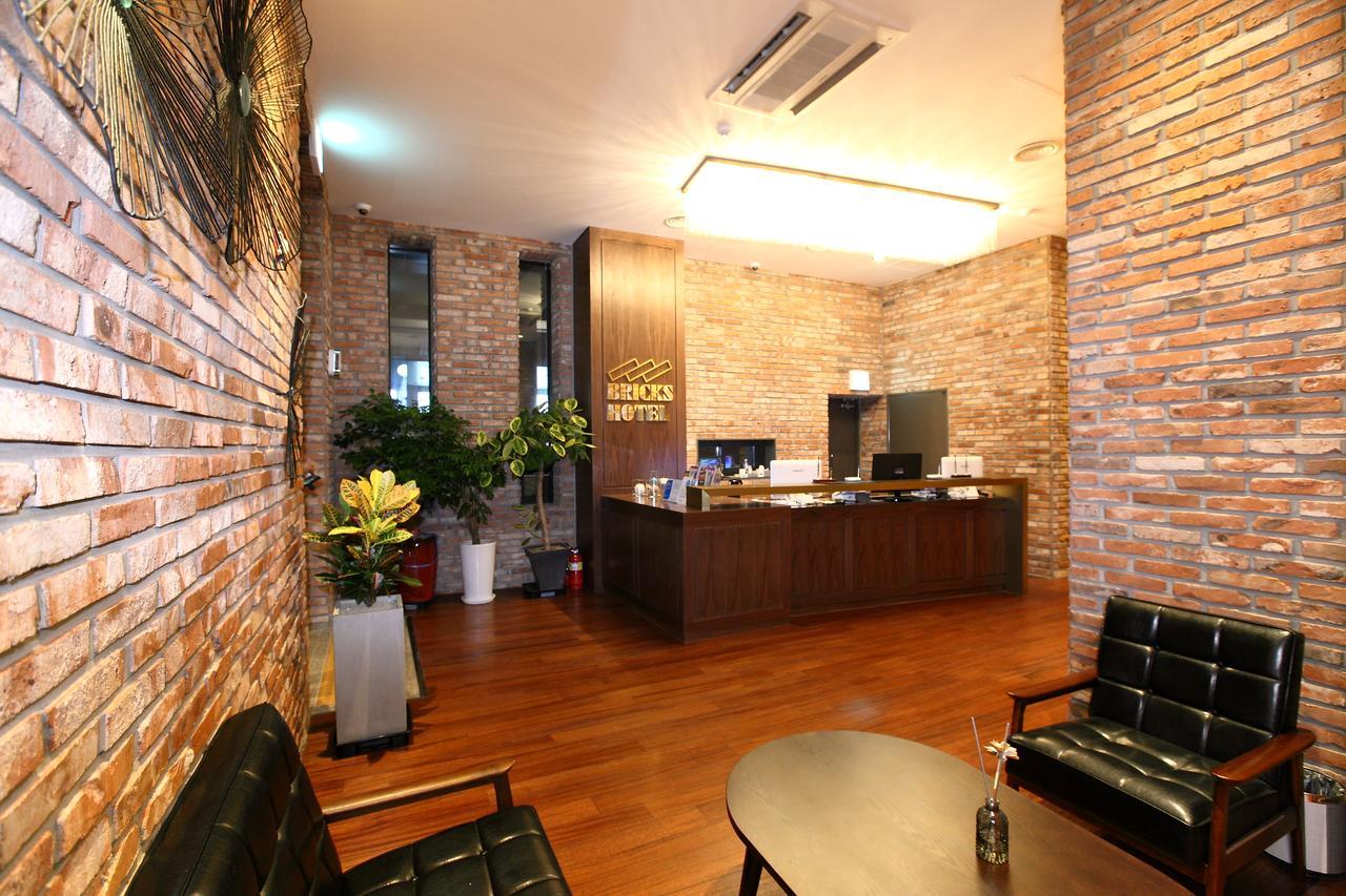 Bricks Hotel Seoul Exteriör bild